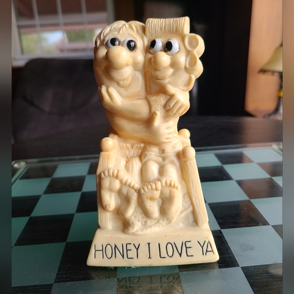 Honey I Love Ya Figurine So Cute - Picture 1 of 9